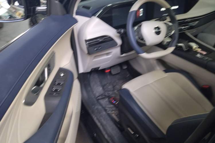 Used Dongfeng Aeolus Huge 2022 Mach Power 1.5T DareDrive Edition · Smart Driver Seat