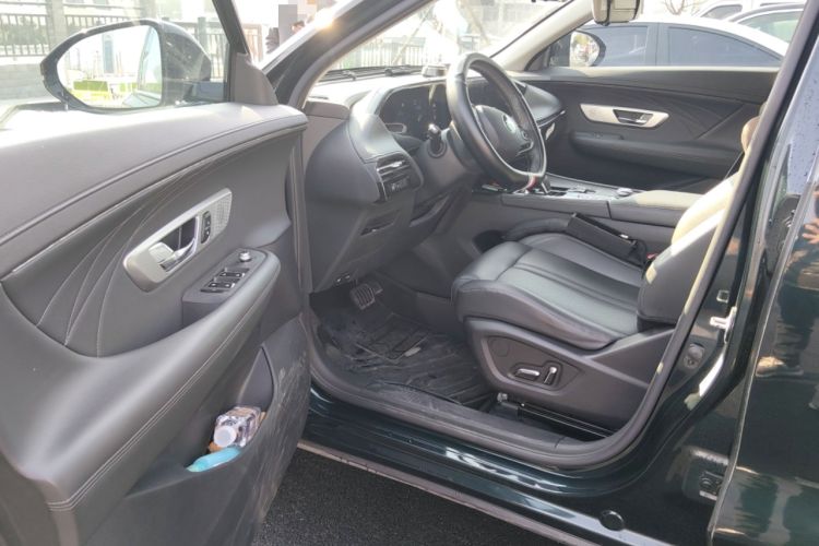 Used Dongfeng Aeolus Huge 2022 Mach Dual-Motor 1.5T MHD Dare-to-Dream Edition Driver Seat