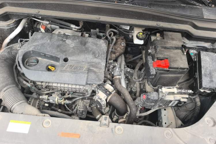 Used Dongfeng Aeolus Huge 2022 Mach Power 1.5T DareDrive Edition · Smart Engine Bay