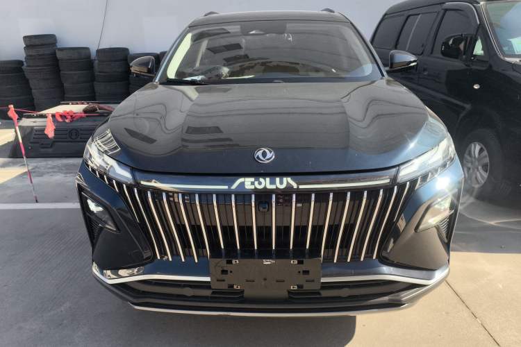 Used Dongfeng Aeolus Huge 2022 Mach Dual-Motor 1.5T MHD Dare-to-Dream Edition Front