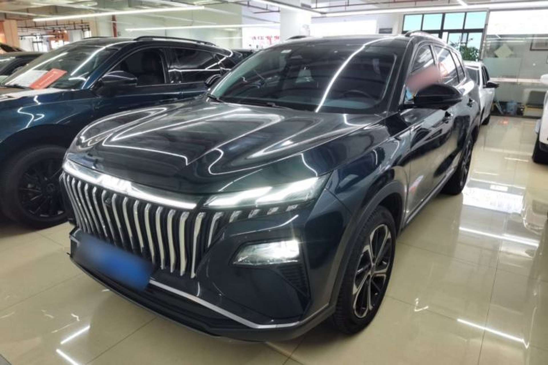 Used Dongfeng Aeolus Huge 2022 Mach Dual-Motor 1.5T MHD Dare-to-Dream Edition Front Left 45 Deg