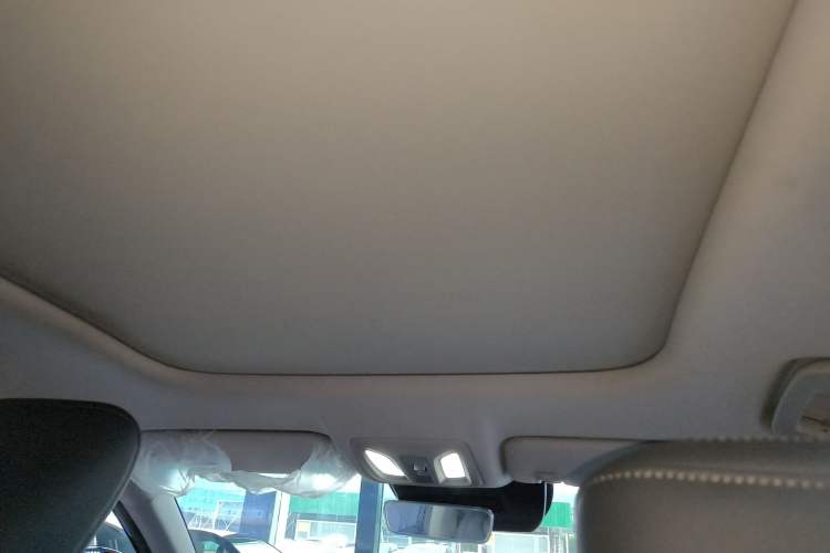 Used Dongfeng Aeolus Huge 2022 Mach Power 1.5T DareDrive Edition · Smart Headliner