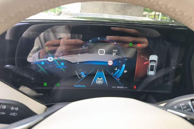 Used Dongfeng Aeolus Huge 2022 Mach Power 1.5T Dare-to-Drive Edition · Enjoyably悦 Instrument Cluster