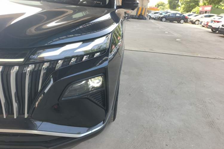 Used Dongfeng Aeolus Huge 2022 Mach Dual-Motor 1.5T MHD Dare-to-Dream Edition Left Front Headlight