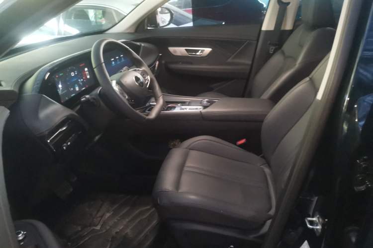 Used Dongfeng Aeolus Huge 2022 Mach Power 1.5T DareDrive Edition · Smart Left Front Seat