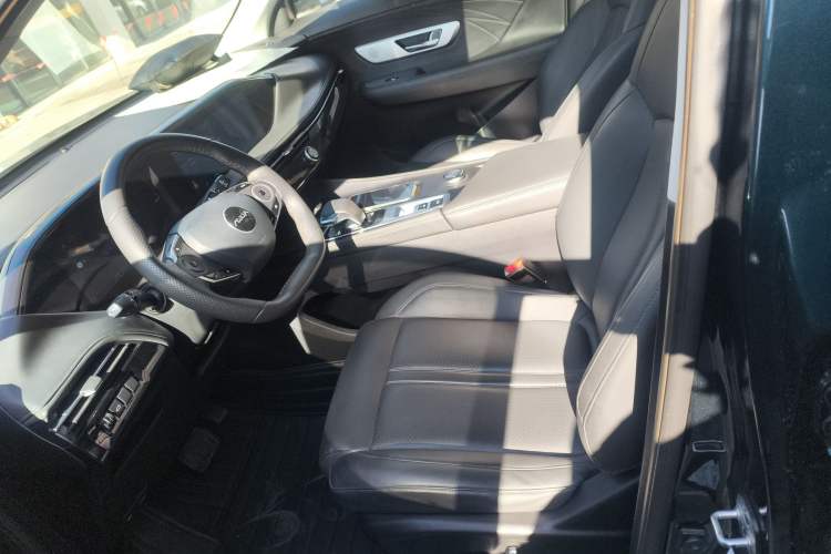 Used Dongfeng Aeolus Huge 2022 Mach Dual-Motor 1.5T MHD Dare-to-Dream Edition Left Front Seat