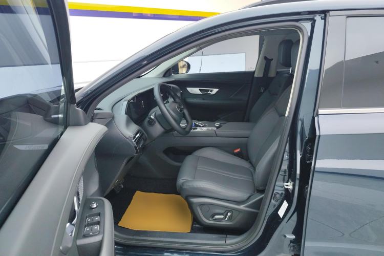 Used Dongfeng Aeolus Huge 2022 Mach Power 1.5T DareDrive Edition · Smart Left Front Seat