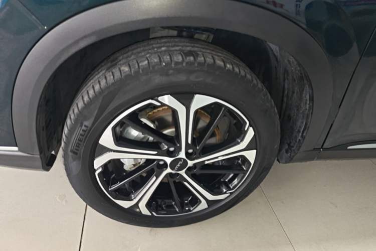 Used Dongfeng Aeolus Huge 2022 Mach Dual-Motor 1.5T MHD Dare-to-Dream Edition Left Front Wheel Hub