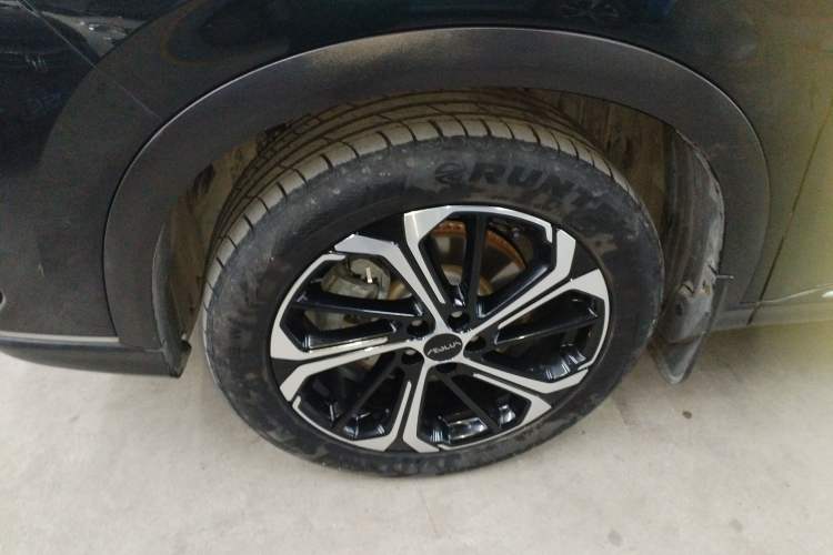 Used Dongfeng Aeolus Huge 2022 Mach Power 1.5T DareDrive Edition · Smart Left Front Wheel Hub