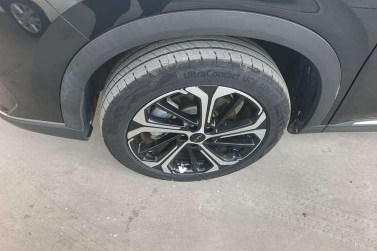 Used Dongfeng Aeolus Huge 2022 Mach Dual-Motor 1.5T MHD Dare-to-Dream Edition Left Front Wheel Hub