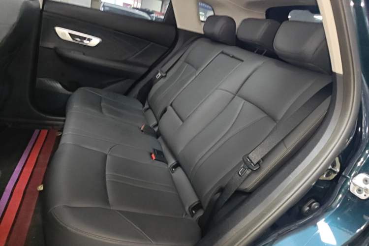 Used Dongfeng Aeolus Huge 2022 Mach Dual-Motor 1.5T MHD Dare-to-Dream Edition Left Rear Seat