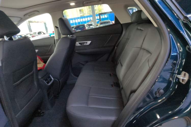 Used Dongfeng Aeolus Huge 2022 Mach Power 1.5T DareDrive Edition · Smart Left Rear Seat