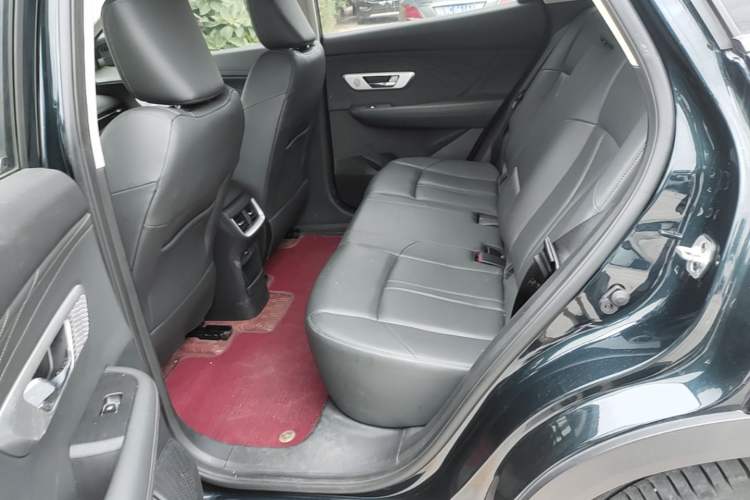Used Dongfeng Aeolus Huge 2022 Mach Dual-Motor 1.5T MHD Dare-to-Dream Edition Left Rear Seat