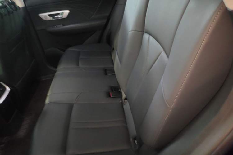 Used Dongfeng Aeolus Huge 2022 Mach Power 1.5T DareDrive Edition · Smart Left Rear Seat