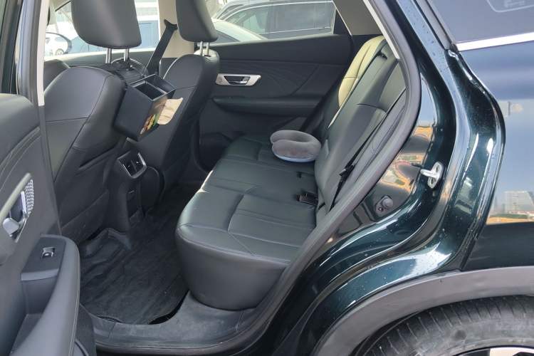 Used Dongfeng Aeolus Huge 2022 Mach Dual-Motor 1.5T MHD Dare-to-Dream Edition Left Rear Seat