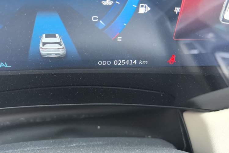 Used Dongfeng Aeolus Huge 2022 Mach Power 1.5T DareDrive Edition · Smart Odometer Close Up