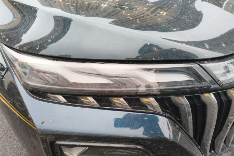 Used Dongfeng Aeolus Huge 2022 Mach Power 1.5T Dare-to-Drive Edition · Enjoyably悦 Right Front Headlight