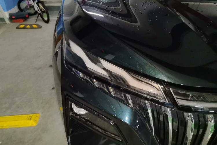 Used Dongfeng Aeolus Huge 2022 Mach Power 1.5T DareDrive Edition · Smart Right Front Headlight