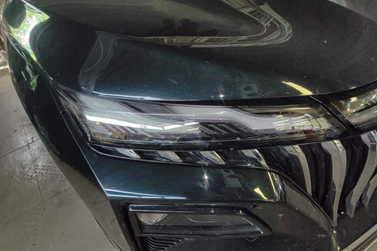 Used Dongfeng Aeolus Huge 2022 Mach Power 1.5T DareDrive Edition · Smart Right Front Headlight