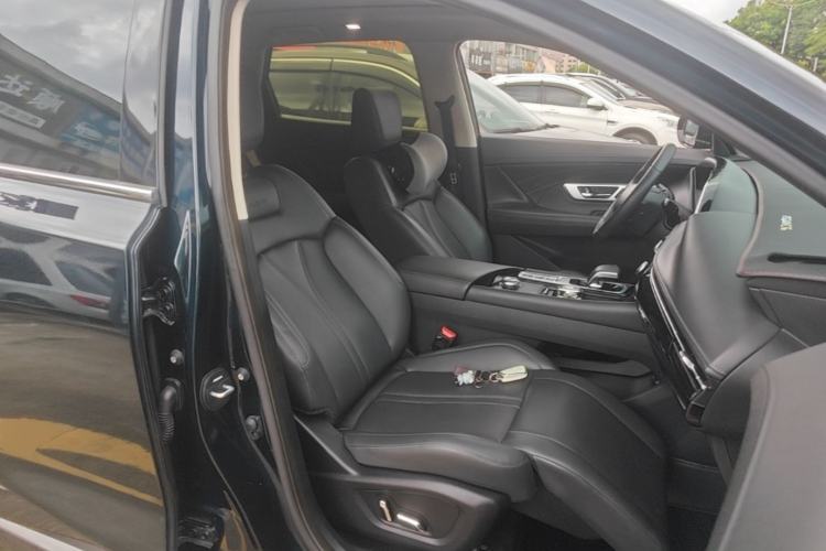Used Dongfeng Aeolus Huge 2022 Mach Dual-Motor 1.5T MHD Dare-to-Dream Edition Right Front Seat