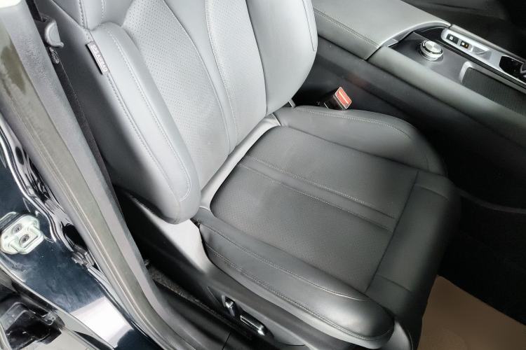 Used Dongfeng Aeolus Huge 2022 Mach Power 1.5T DareDrive Edition · Smart Right Front Seat