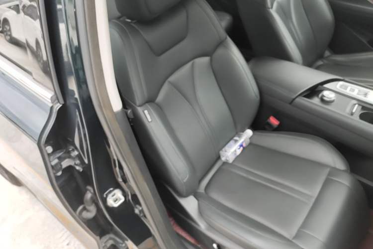 Used Dongfeng Aeolus Huge 2022 Mach Dual-Motor 1.5T MHD Dare-to-Dream Edition Right Front Seat