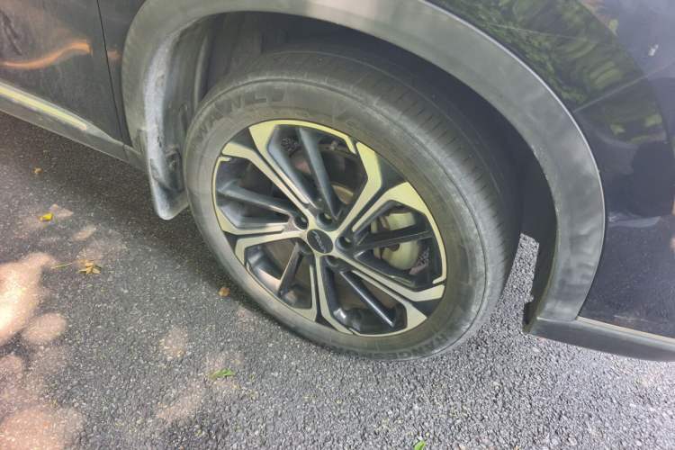 Used Dongfeng Aeolus Huge 2022 Mach Power 1.5T Dare-Enjoy Edition · Smart Right Front Wheel Hub