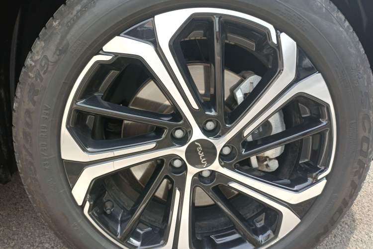 Used Dongfeng Aeolus Huge 2022 Mach Dual-Motor 1.5T MHD Dare-to-Dream Edition Right Front Wheel Hub