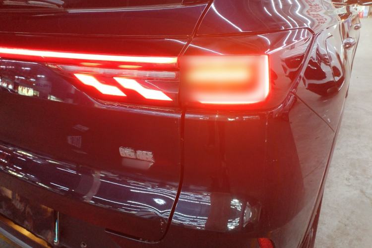Used Dongfeng Aeolus Huge 2022 Mach Power 1.5T DareDrive Edition · Smart Right Rear Taillight