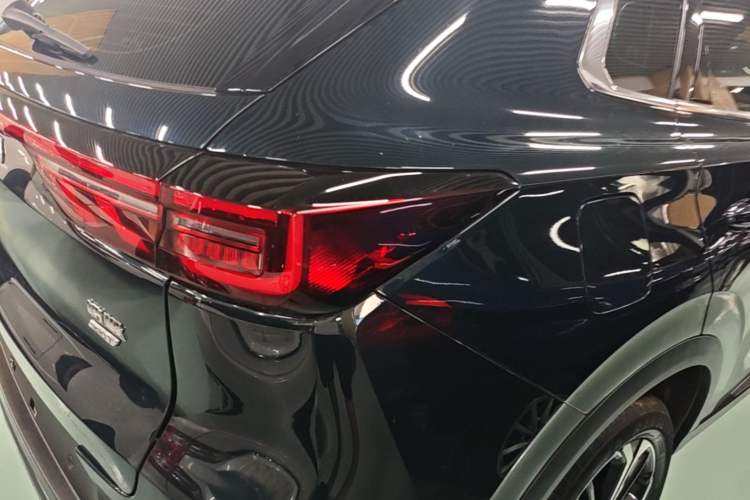 Used Dongfeng Aeolus Huge 2022 Mach Power 1.5T DareDrive Edition · Smart Right Rear Taillight