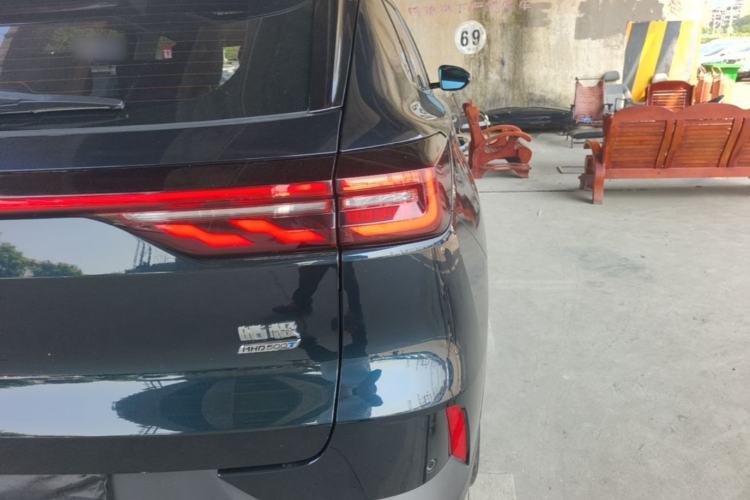 Used Dongfeng Aeolus Huge 2022 Mach Dual-Motor 1.5T MHD Dare-to-Dream Edition Right Rear Taillight