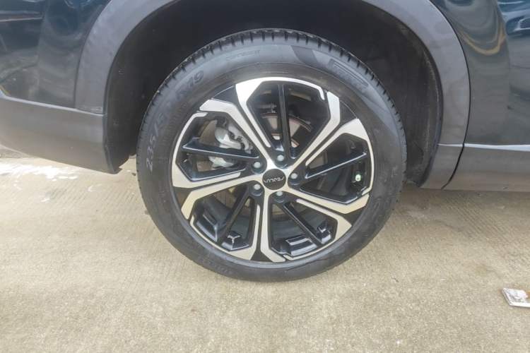 Used Dongfeng Aeolus Huge 2022 Mach Dual-Motor 1.5T MHD Dare-to-Dream Edition Right Rear Wheel Hub