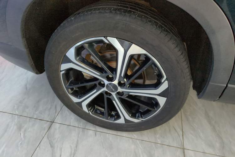 Used Dongfeng Aeolus Huge 2022 Mach Power 1.5T DareDrive Edition · Smart Right Rear Wheel Hub