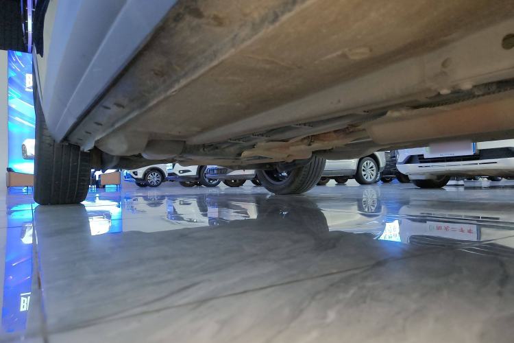 Used Dongfeng Aeolus Huge 2022 Mach Power 1.5T DareDrive Edition · Smart Right Side Sill