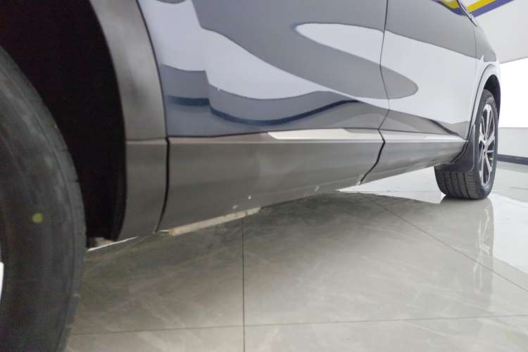Used Dongfeng Aeolus Huge 2022 Mach Power 1.5T DareDrive Edition · Smart Right Side Sill