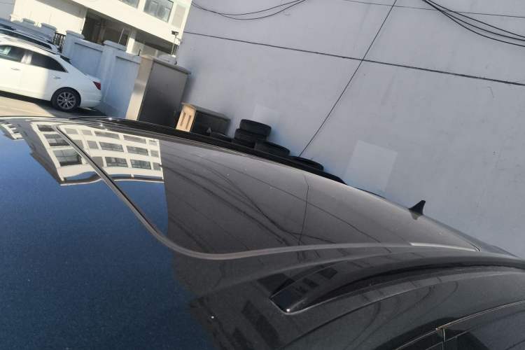 Used Dongfeng Aeolus Huge 2022 Mach Dual-Motor 1.5T MHD Dare-to-Dream Edition Roof