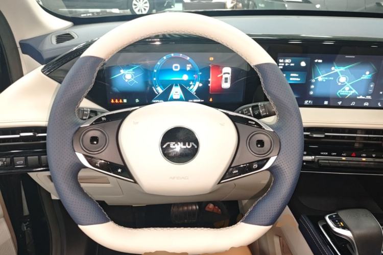 Used Dongfeng Aeolus Huge 2022 Mach Power 1.5T DareDrive Edition · Smart Steering Wheel