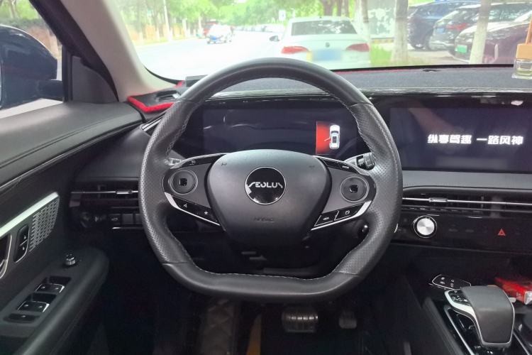 Used Dongfeng Aeolus Huge 2022 Mach Dual-Motor 1.5T MHD Dare-to-Dream Edition Steering Wheel