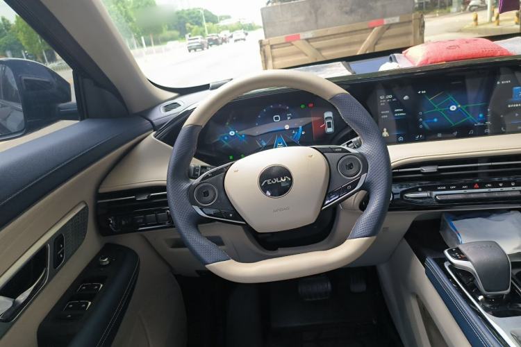 Used Dongfeng Aeolus Huge 2022 Mach Power 1.5T Dare-to-Drive Edition · Enjoyably悦 Steering Wheel