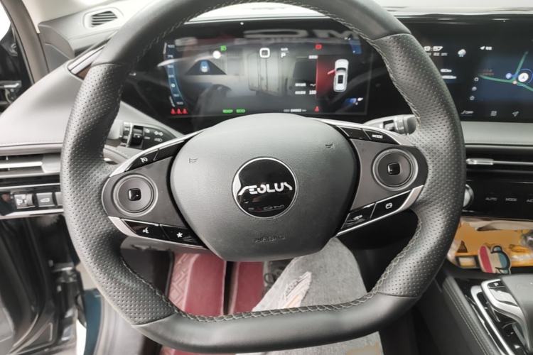 Used Dongfeng Aeolus Huge 2022 Mach Dual-Motor 1.5T MHD Dare-to-Dream Edition Steering Wheel
