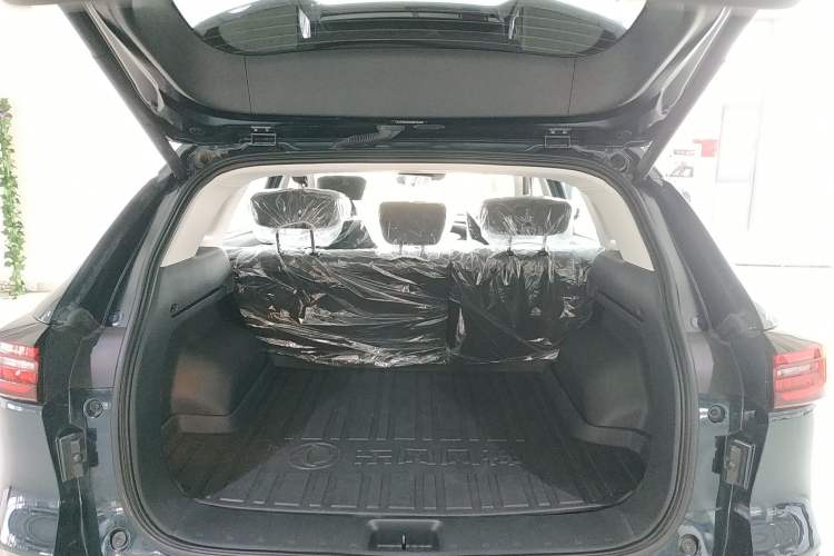 Used Dongfeng Aeolus Huge 2022 Mach Power 1.5T Dare-Enjoy Edition · Smart Trunk