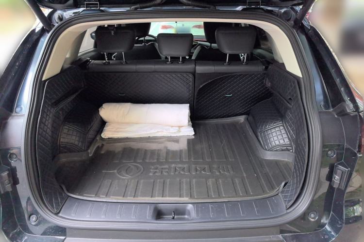 Used Dongfeng Aeolus Huge 2022 Mach Dual-Motor 1.5T MHD Dare-to-Dream Edition Trunk
