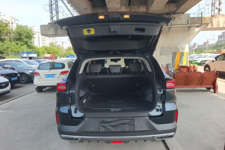 Used Dongfeng Aeolus Huge 2022 Mach Dual-Motor 1.5T MHD Dare-to-Dream Edition Trunk