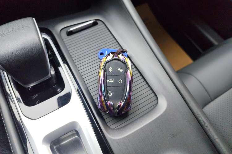 Used Dongfeng Aeolus Huge 2022 Mach Power 1.5T DareDrive Edition · Smart Vehicle Key