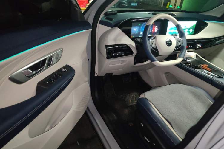 Used Dongfeng Aeolus Huge 2022 Mach Power 1.5T Dare-to-Love Edition Driver Seat
