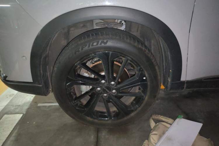 Used Dongfeng Aeolus Huge 2022 Mach Power 1.5T Dare-to-Love Edition Right Front Wheel Hub