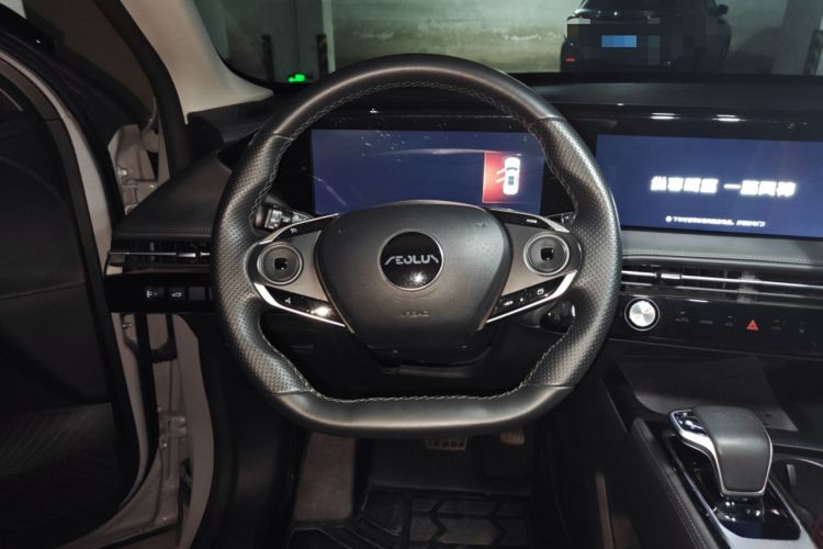 Used Dongfeng Aeolus Huge 2022 Mach Dual-Motor 1.5T MHD Dare-to-Dream Edition Steering Wheel