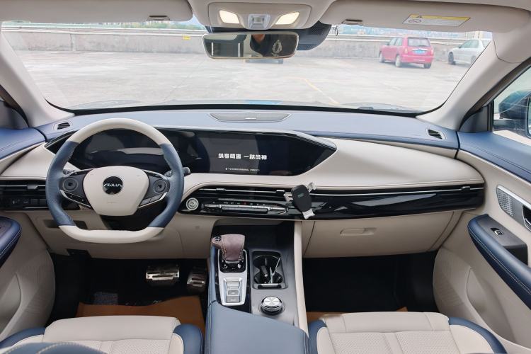 Used Dongfeng Aeolus Huge 2022 Mach Power 1.5T Dare-to-Drive Edition · Enjoyably悦 Audio And AC Panel