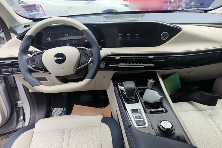 Used Dongfeng Aeolus Huge 2022 Mach Power 1.5T Dare-to-Drive Edition · Enjoyably悦 Center Console