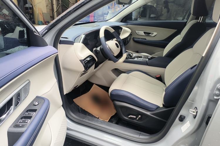 Used Dongfeng Aeolus Huge 2022 Mach Power 1.5T Dare-to-Drive Edition · Enjoyably悦 Driver Seat
